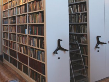 Передвижные стеллажи